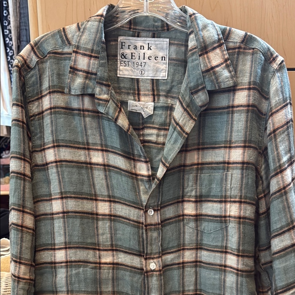 Frank & Eileen Barry Shirt Plaid -Italian Linen Button Up
